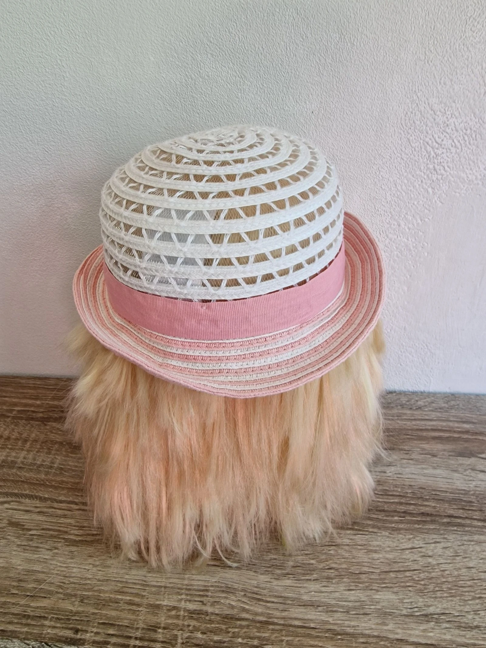 Sombrero de paja para niña Mayoral en color rosa y blanco – photo 3